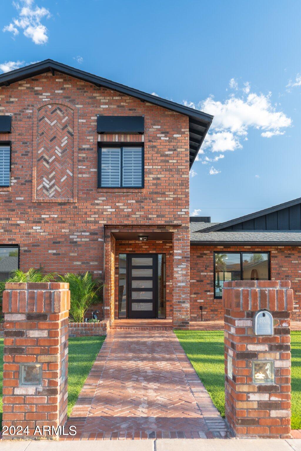 1643 West Griswold Road Phoenix, AZ 85021 - Photo 66 of 81 5-DSC05491-HDR