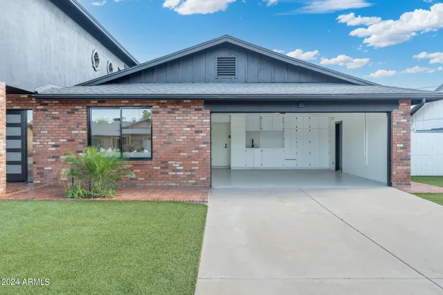 $7,999 | 1643 West Griswold Road, Phoenix, AZ 85021