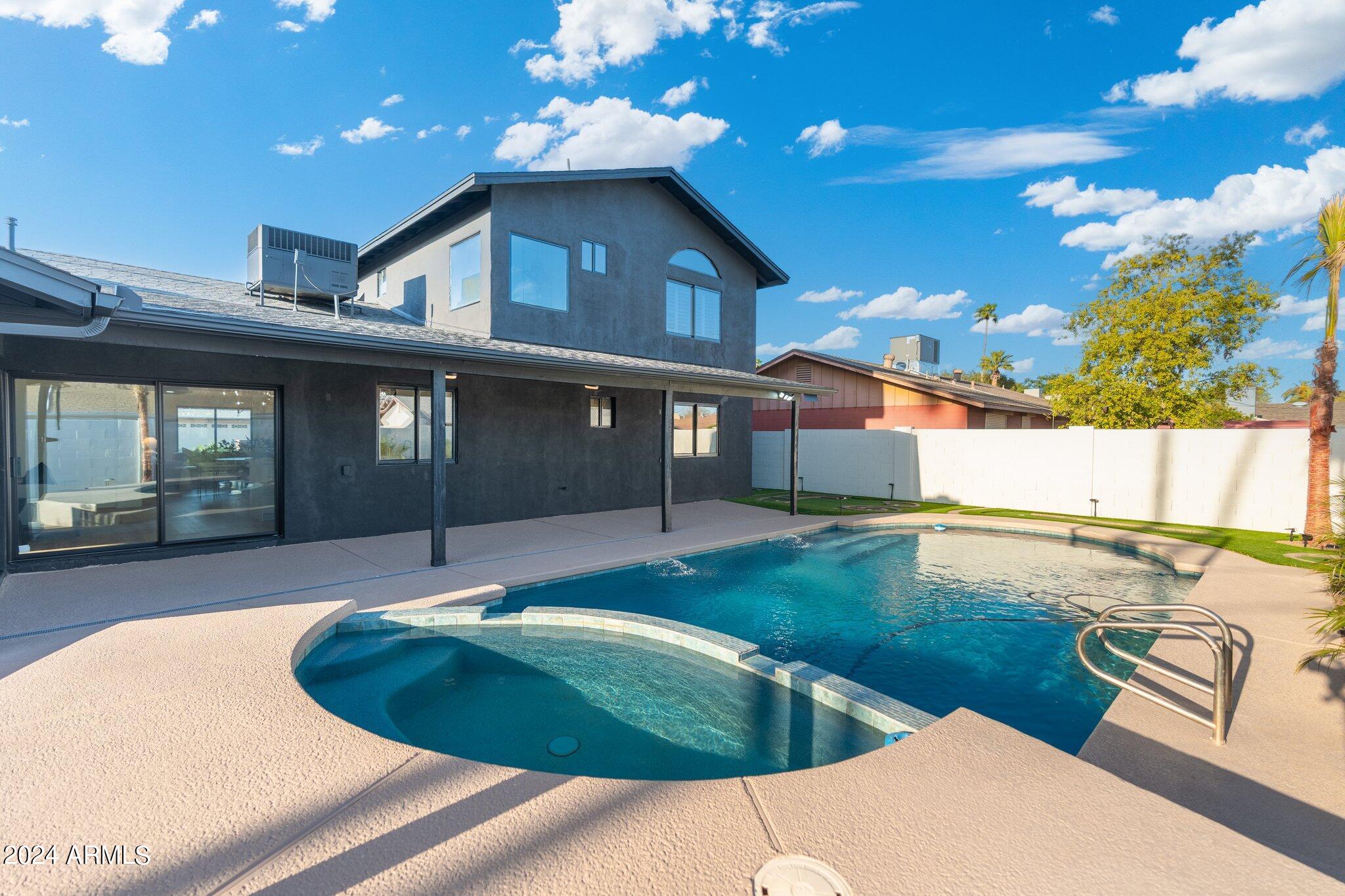 1643 West Griswold Road Phoenix, AZ 85021 - Photo 74 of 81 74-DSC05455-HDR-Edit