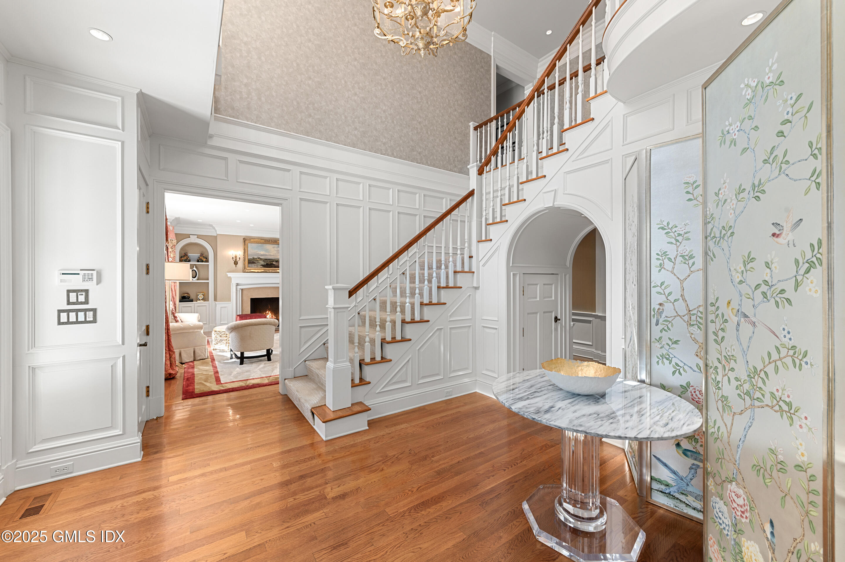 34 Dublin Hill Drive Greenwich, CT 06830 - Photo 3 of 34 FOYER