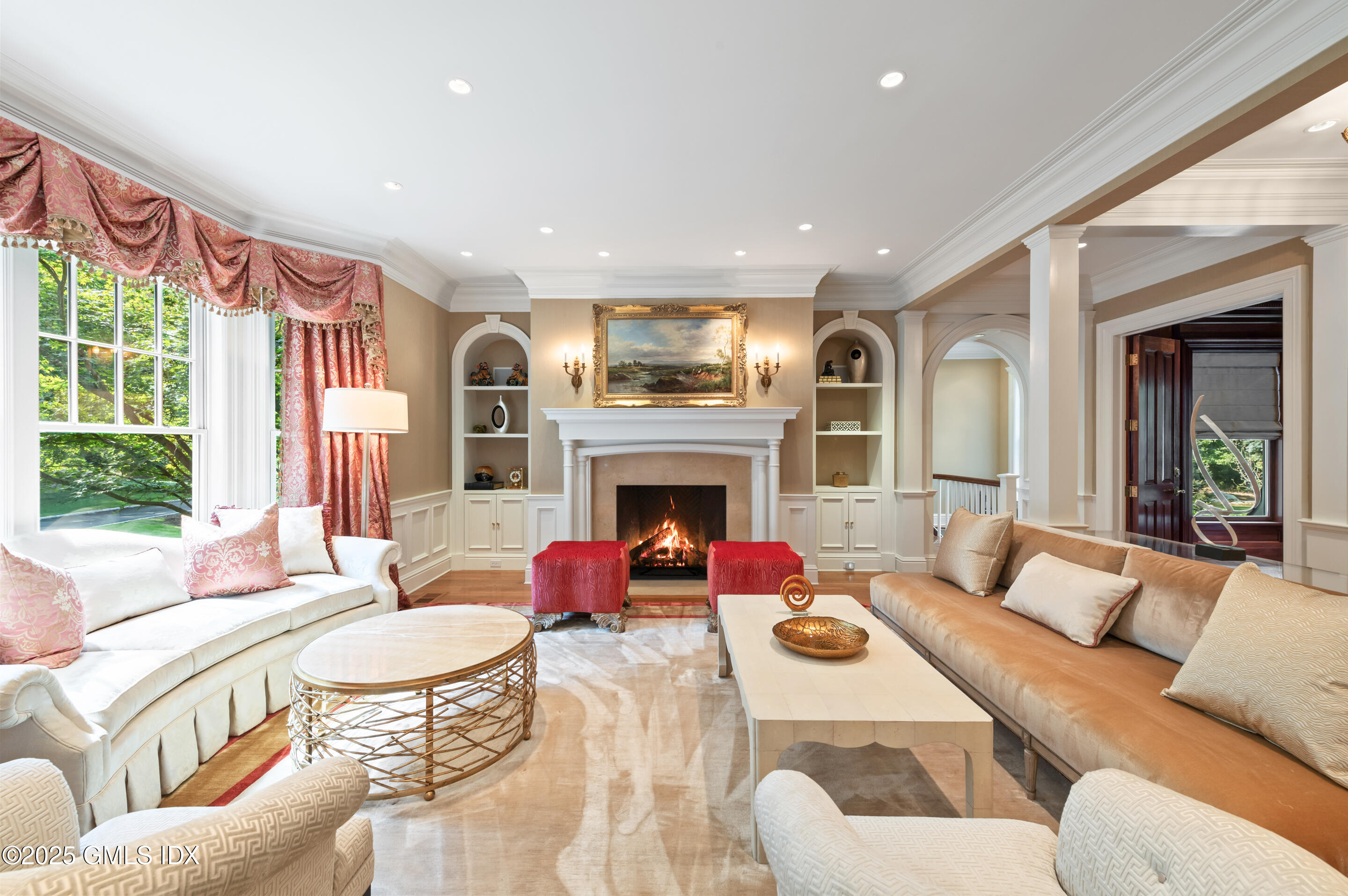 34 Dublin Hill Drive Greenwich, CT 06830 - Photo 5 of 34 LIVING ROOM