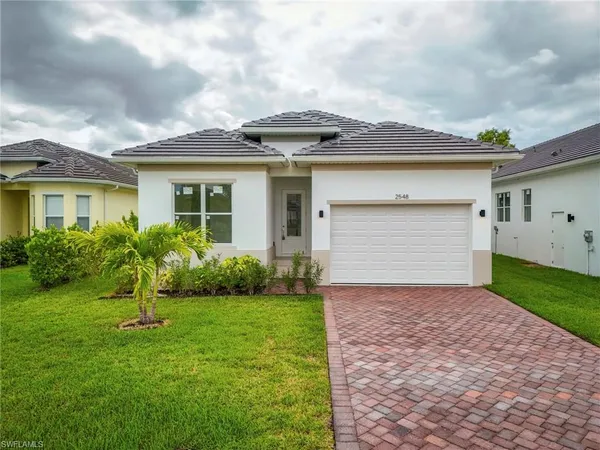 $714,900 | 2548 Linda Drive, Naples, FL 34112