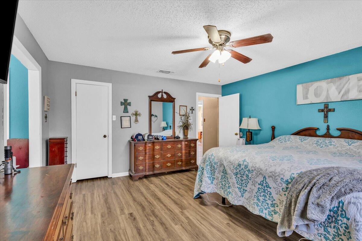 910 Robin Road Levelland, TX 79336 - Photo 11 of 25 11-910 Robin Rd