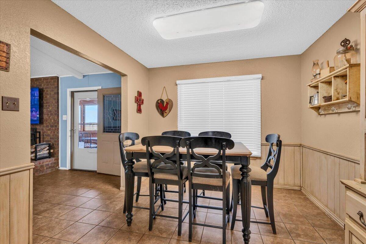 910 Robin Road Levelland, TX 79336 - Photo 7 of 25 07-910 Robin Rd
