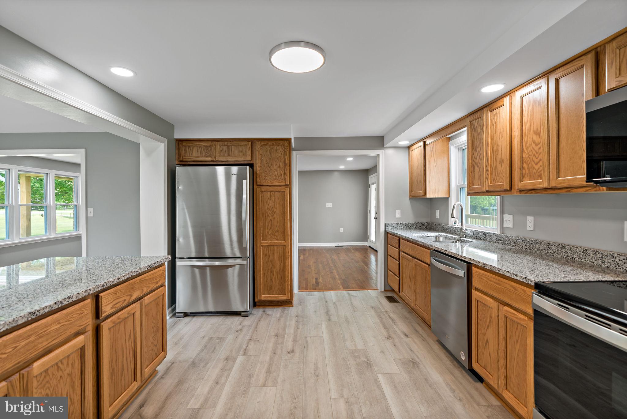 7021 Winchester Grade Road Berkeley Springs, WV 25411 - Photo 2 of 46 Kitchen with stainless steel appliances