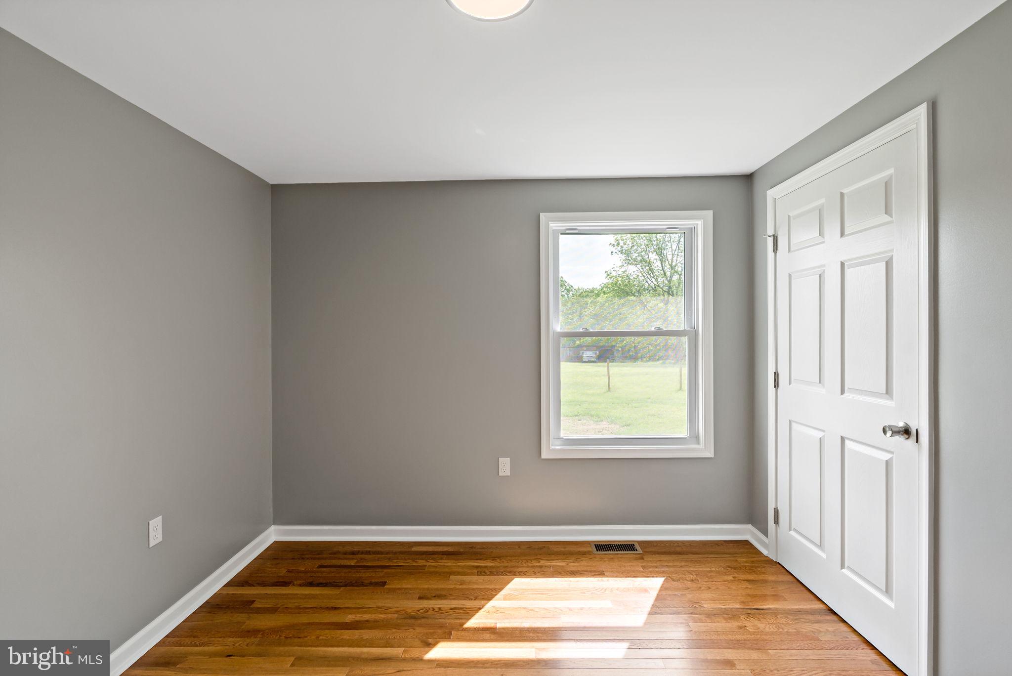 7021 Winchester Grade Road Berkeley Springs, WV 25411 - Photo 21 of 46 2nd bedroom