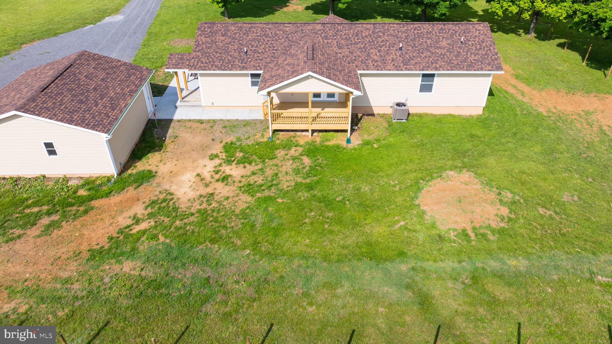 7021 Winchester Grade Road Berkeley Springs, WV 25411 - Photo 38 of 46 Gallery Image 38