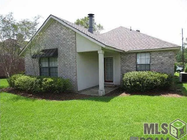 $225,000 | 3317 Myrtle Grove Drive, Baton Rouge, LA 70810