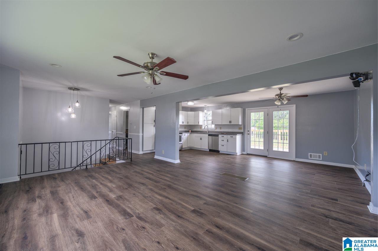 708 Hilltop Road Warrior, AL 35180 - Photo 1 of 22