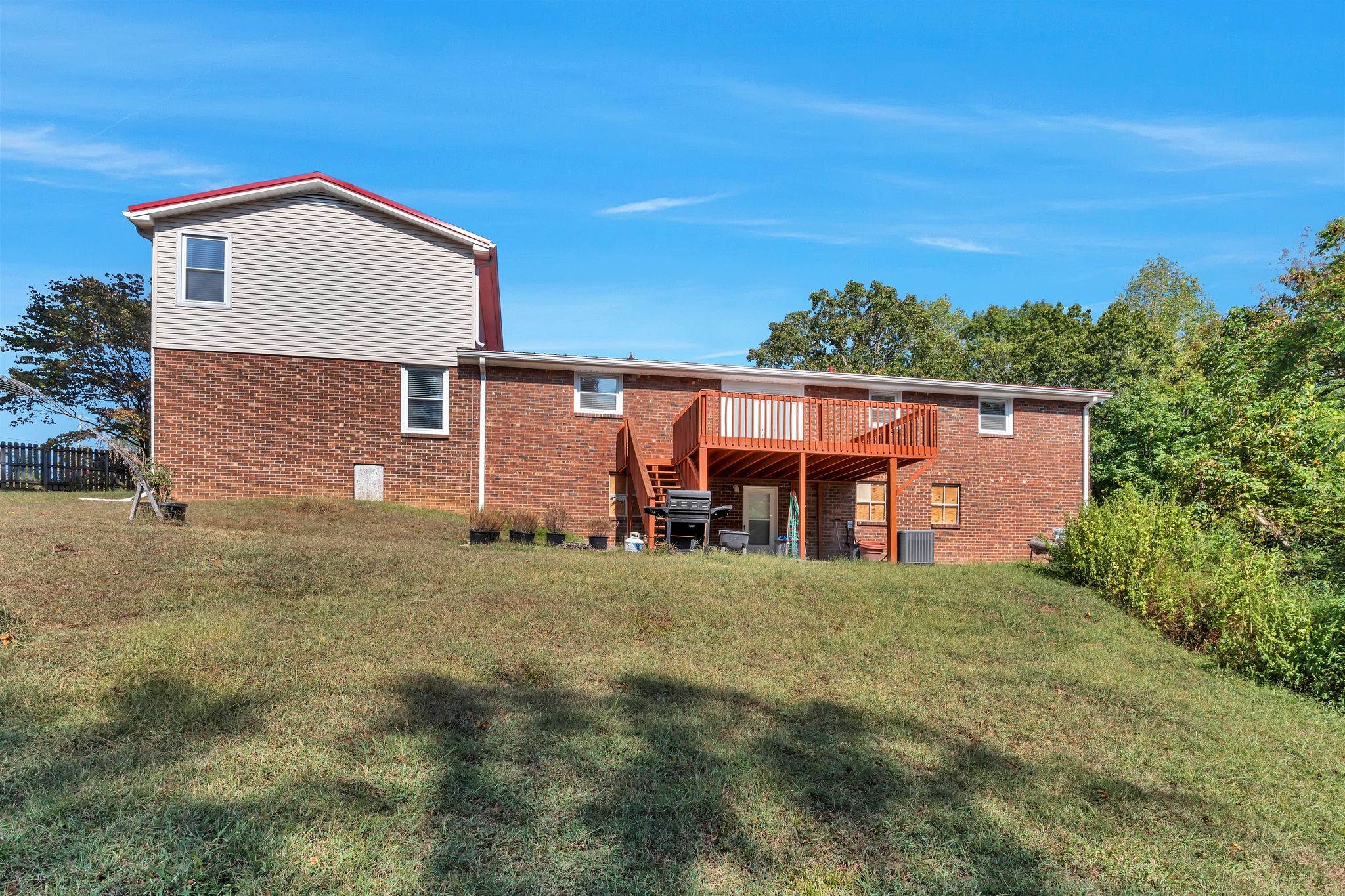 1008 Allen Road Ashland City, TN 37015 - Photo 4 of 26 front view of house with a yard