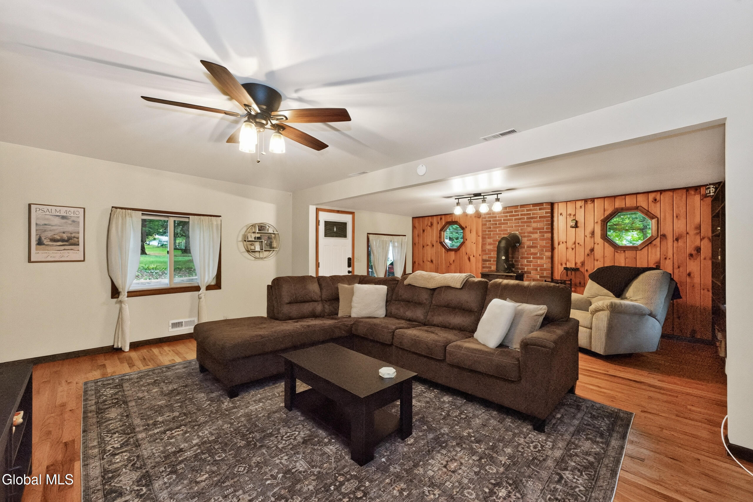 5647 Lake Road Galway, NY 12074 - Photo 20 of 71 1 Livingroom 4