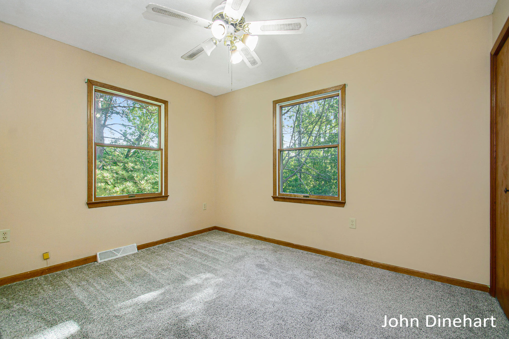 2596 West Fenwick Road Fenwick, MI 48834 - Photo 9 of 17 DSC_9562