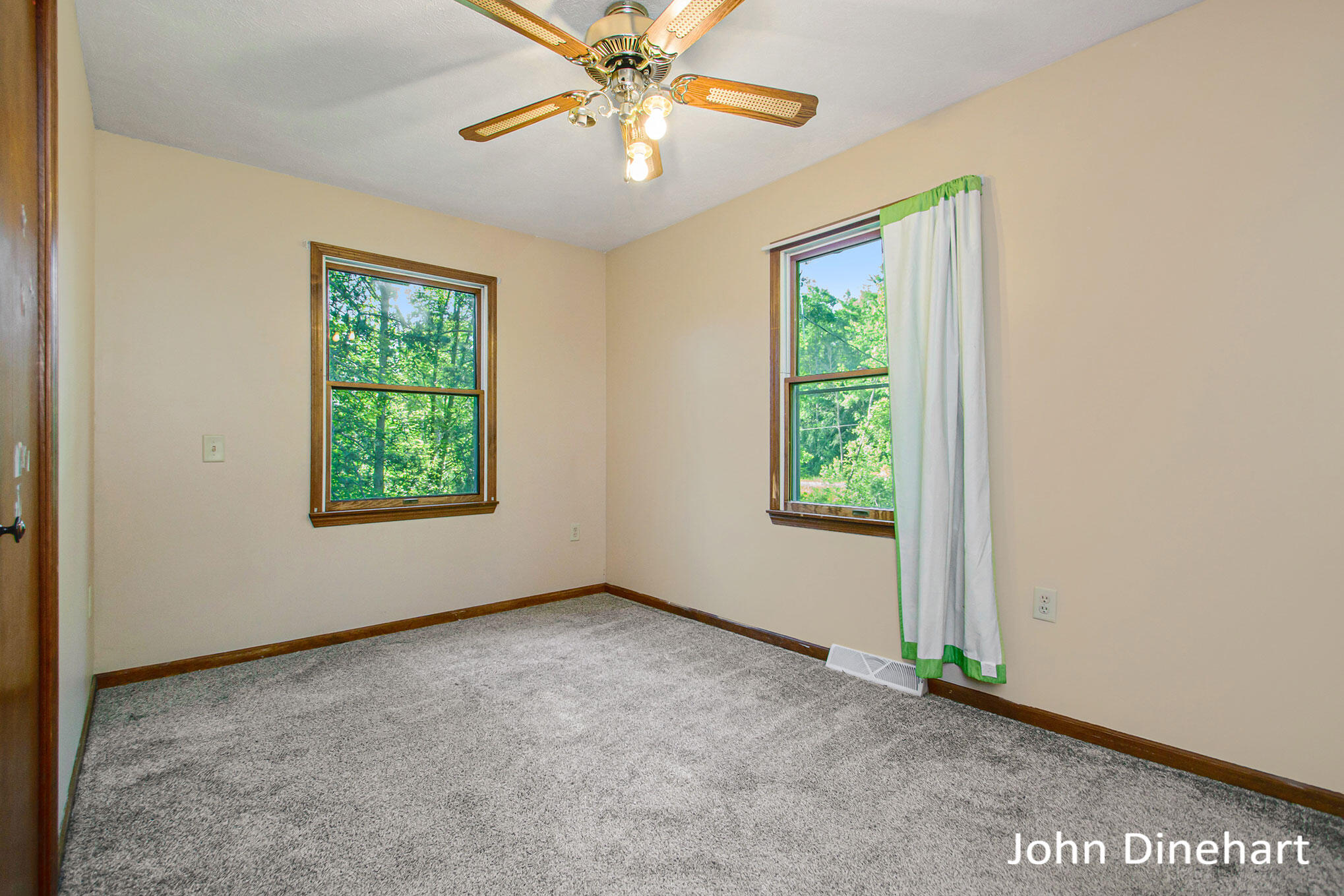 2596 West Fenwick Road Fenwick, MI 48834 - Photo 10 of 17 DSC_9564