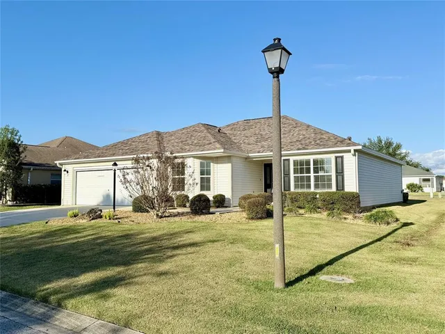$364,000 | 995 Joiner Place, The Villages, FL 32162
