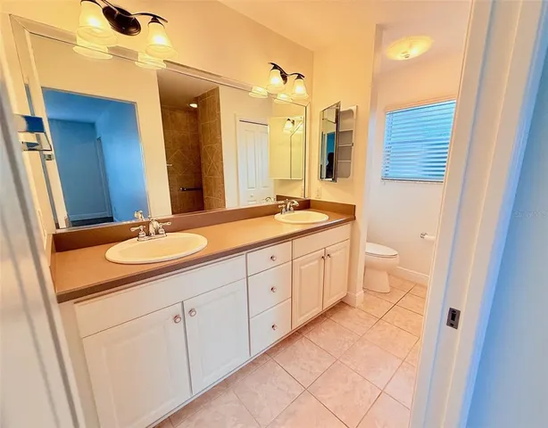 $364,000 | 995 Joiner Place, The Villages, FL 32162