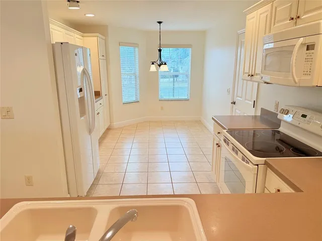 $364,000 | 995 Joiner Place, The Villages, FL 32162