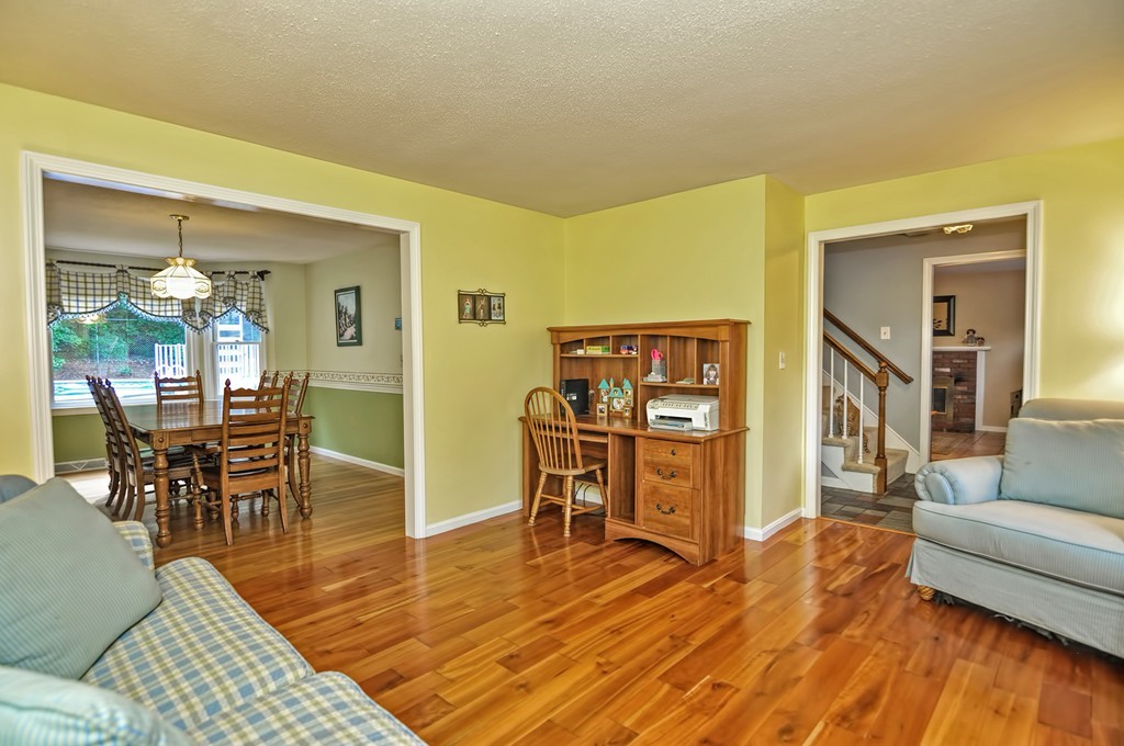 12 Flintlocke Road Franklin, MA 02038 - Photo 5 of 30 Gallery Image 5