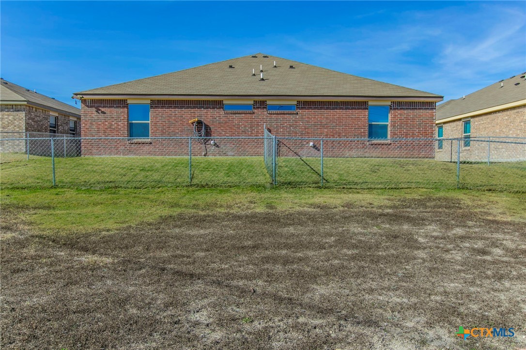 2416 Alterman Drive Temple, TX 76504 - Photo 15 of 15 a front view of house with yard
