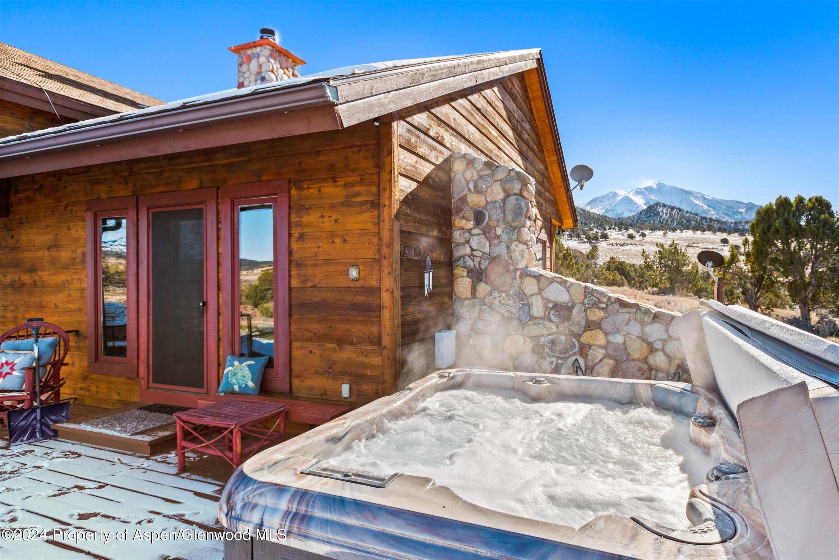 425 Stark Mesa Road Carbondale, CO 81623 - Photo 20 of 79 16-425StarkMesa_241120016