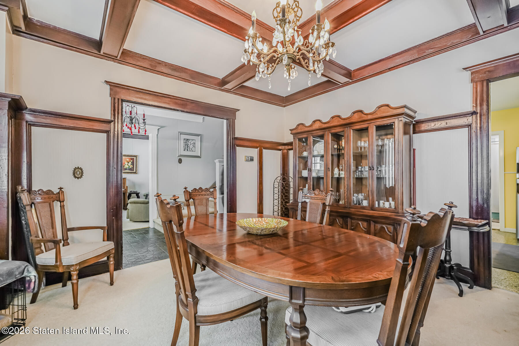 3 3rd Street Staten Island, NY 10306 - Photo 13 of 35 a dining room with furniture and window