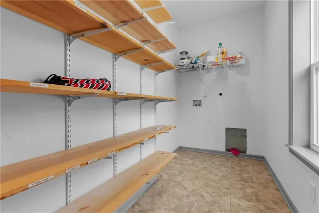 $469,000 | 36406 East Old Pink Hill Road, Oak Grove, MO 64075