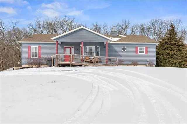 $469,000 | 36406 East Old Pink Hill Road, Oak Grove, MO 64075