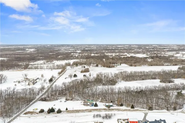 $469,000 | 36406 East Old Pink Hill Road, Oak Grove, MO 64075