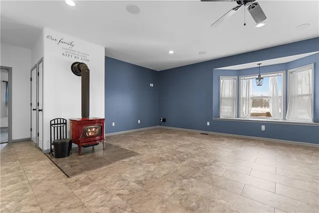 $469,000 | 36406 East Old Pink Hill Road, Oak Grove, MO 64075