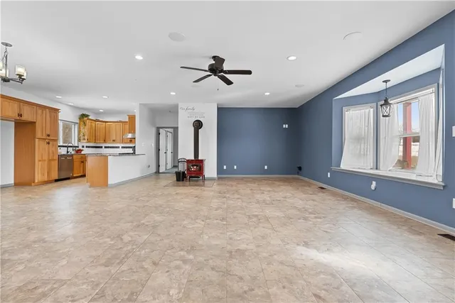 $469,000 | 36406 East Old Pink Hill Road, Oak Grove, MO 64075