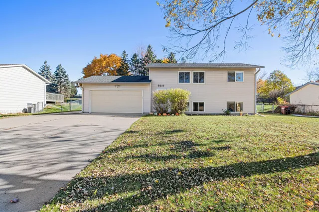 $375,000 | 8215 Janero Avenue South, Cottage Grove, MN 55016