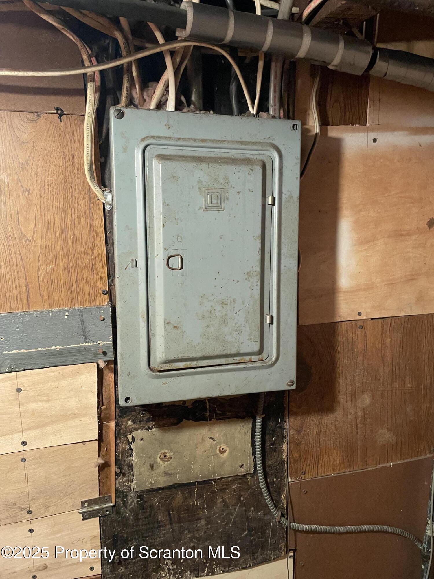 809 Cedar Avenue Scranton, PA 18505 - Photo 14 of 15 IMG_6063