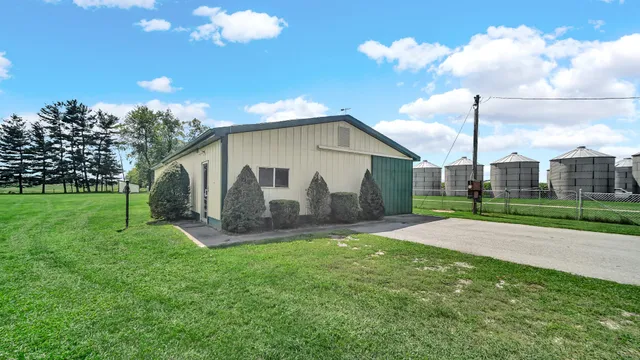 $400,500 | 114 East Jersey Street, Hanna, IN 46340