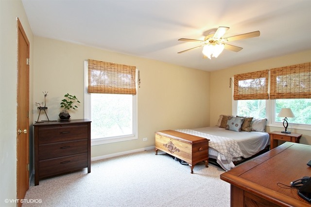 420 St Johns Road, Unit E Woodstock, IL 60098 - Photo 7 of 10