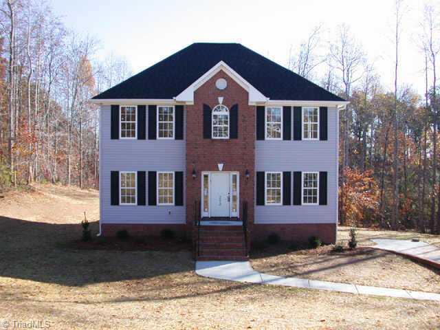 28 Hanes Ridge Lexington, NC 27295 - Photo 1 of 7 Exterior Front.