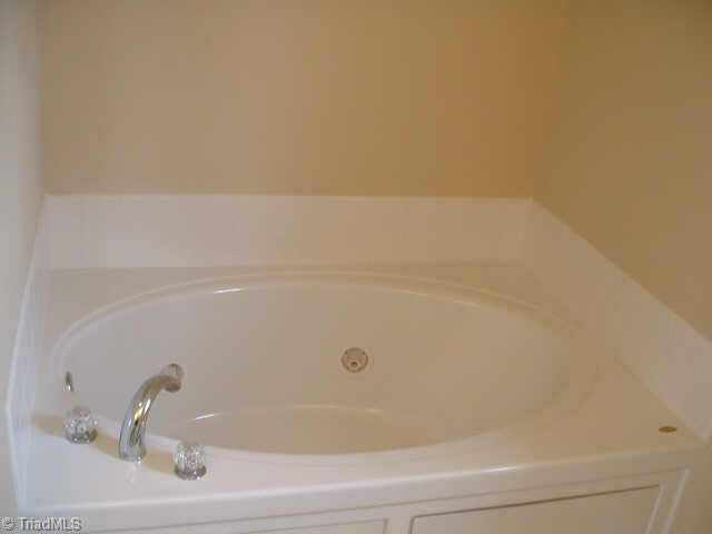 28 Hanes Ridge Lexington, NC 27295 - Photo 7 of 7 Other.