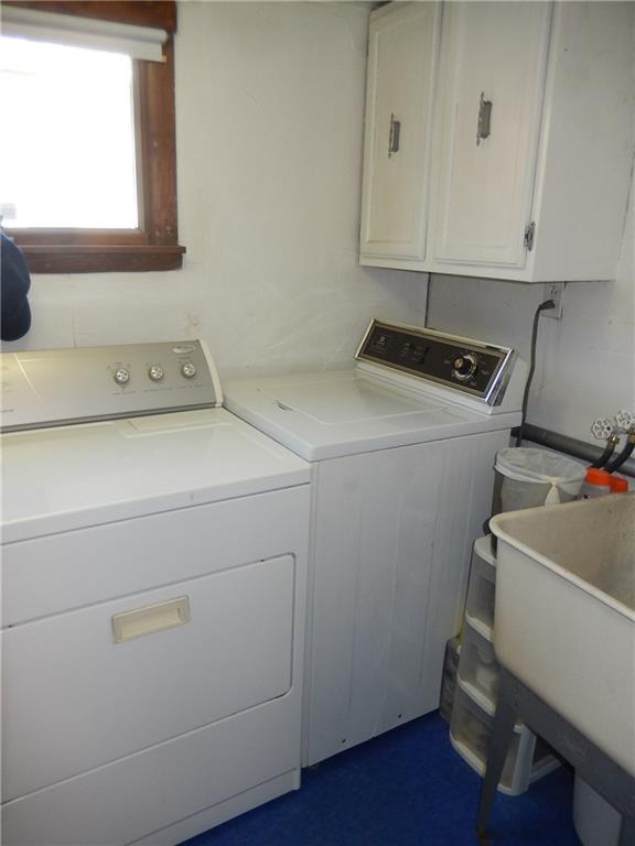 333 Bridgeport Road Mount Pleasant, PA 15666 - Photo 13 of 20 Laundry room