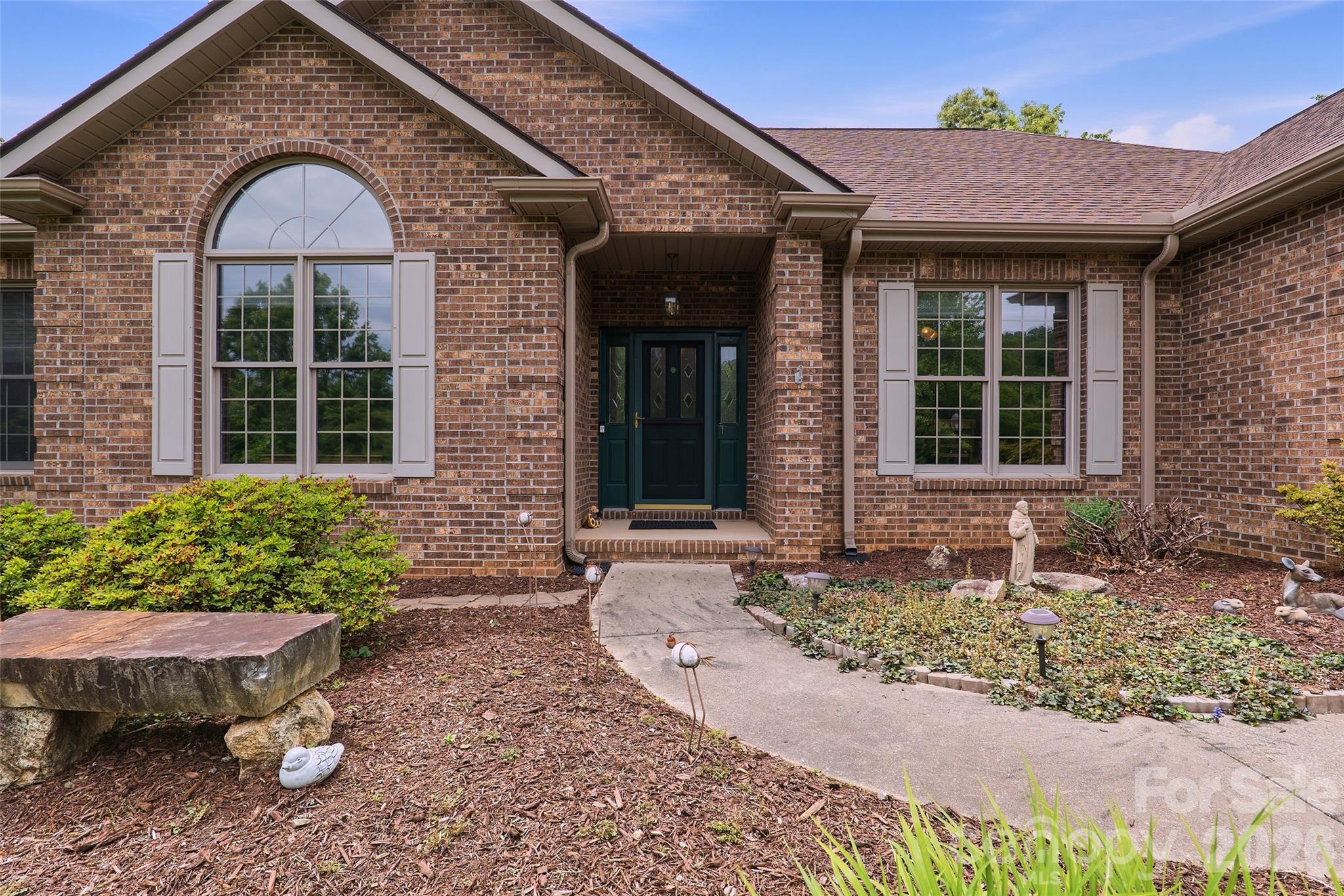 8 Ridgemont Drive Weaverville, NC 28787 - Photo 4 of 48