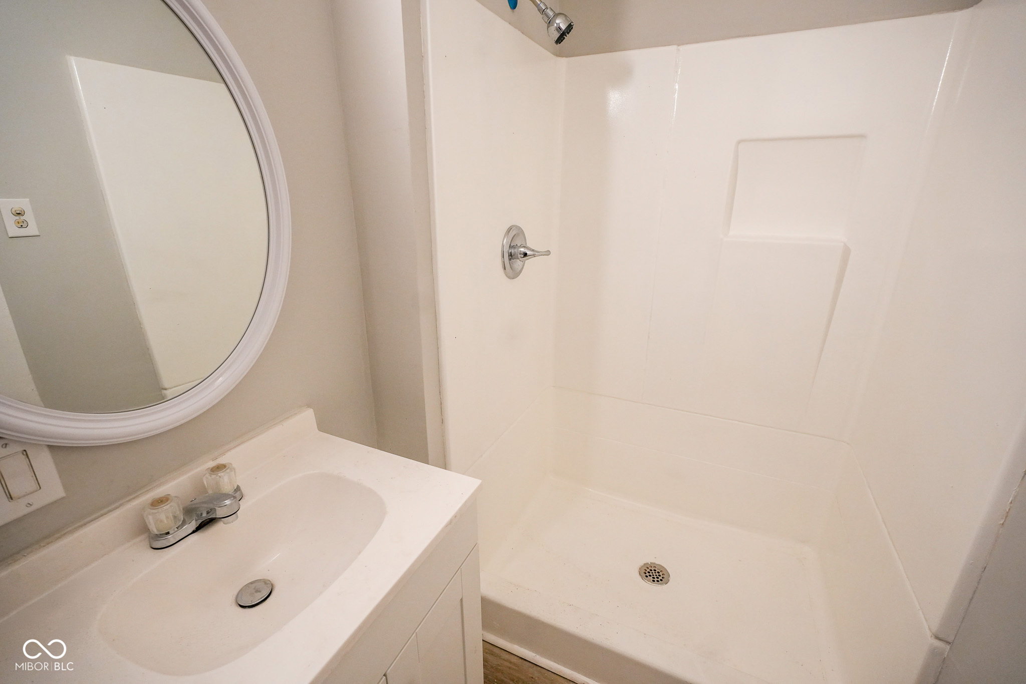 415 East 15th Street Anderson, IN 46016 - Photo 8 of 16