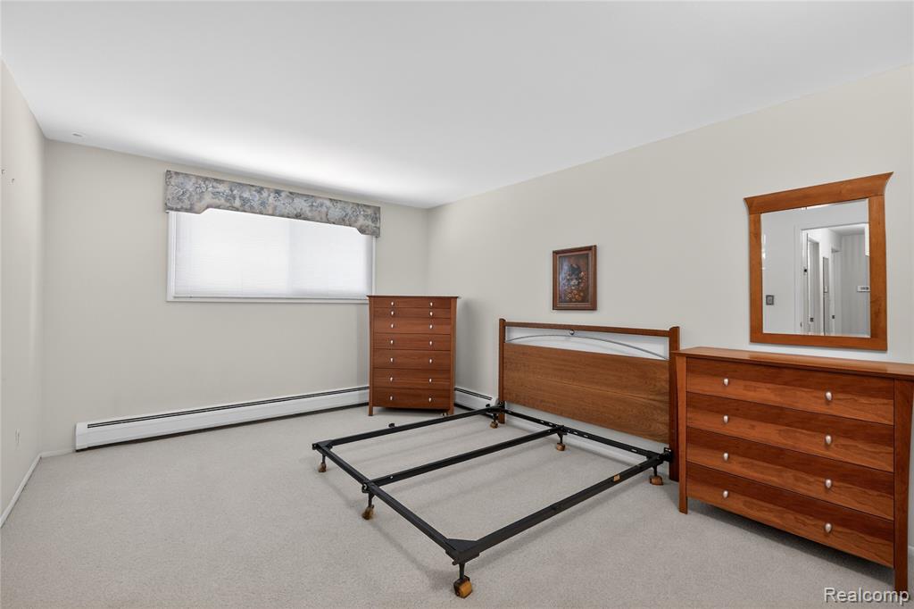 8236 Burning Bush Road Grosse Ile, MI 48138 - Photo 25 of 32