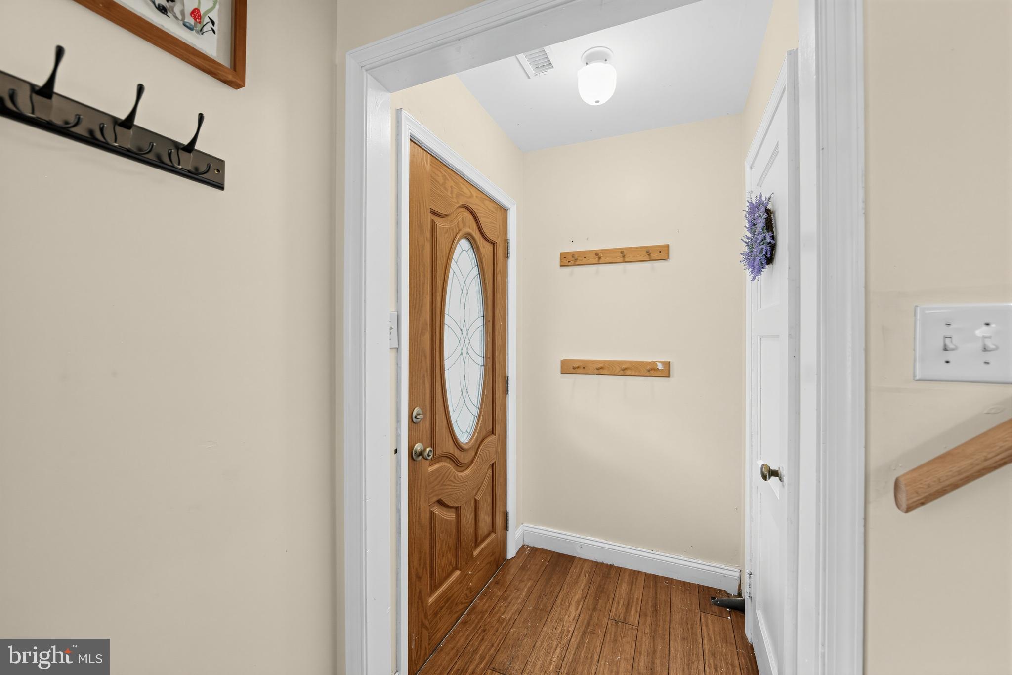 42 Langoma Road Elverson, PA 19520 - Photo 5 of 44 Front Entrance