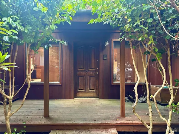 $625,000 | 33182 Frog Pond Road, Little River, CA 95456