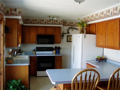 724 Middle Road Camanche, IA 52730 - Photo 5 of 8 Gallery Image 5