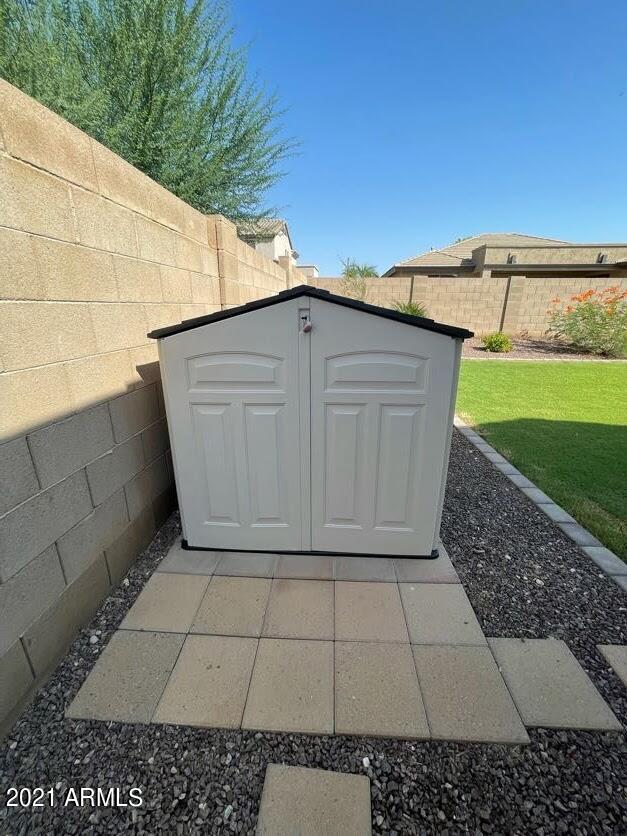 15162 West Redfield Road Surprise, AZ 85379 - Photo 30 of 38 IMG_2967