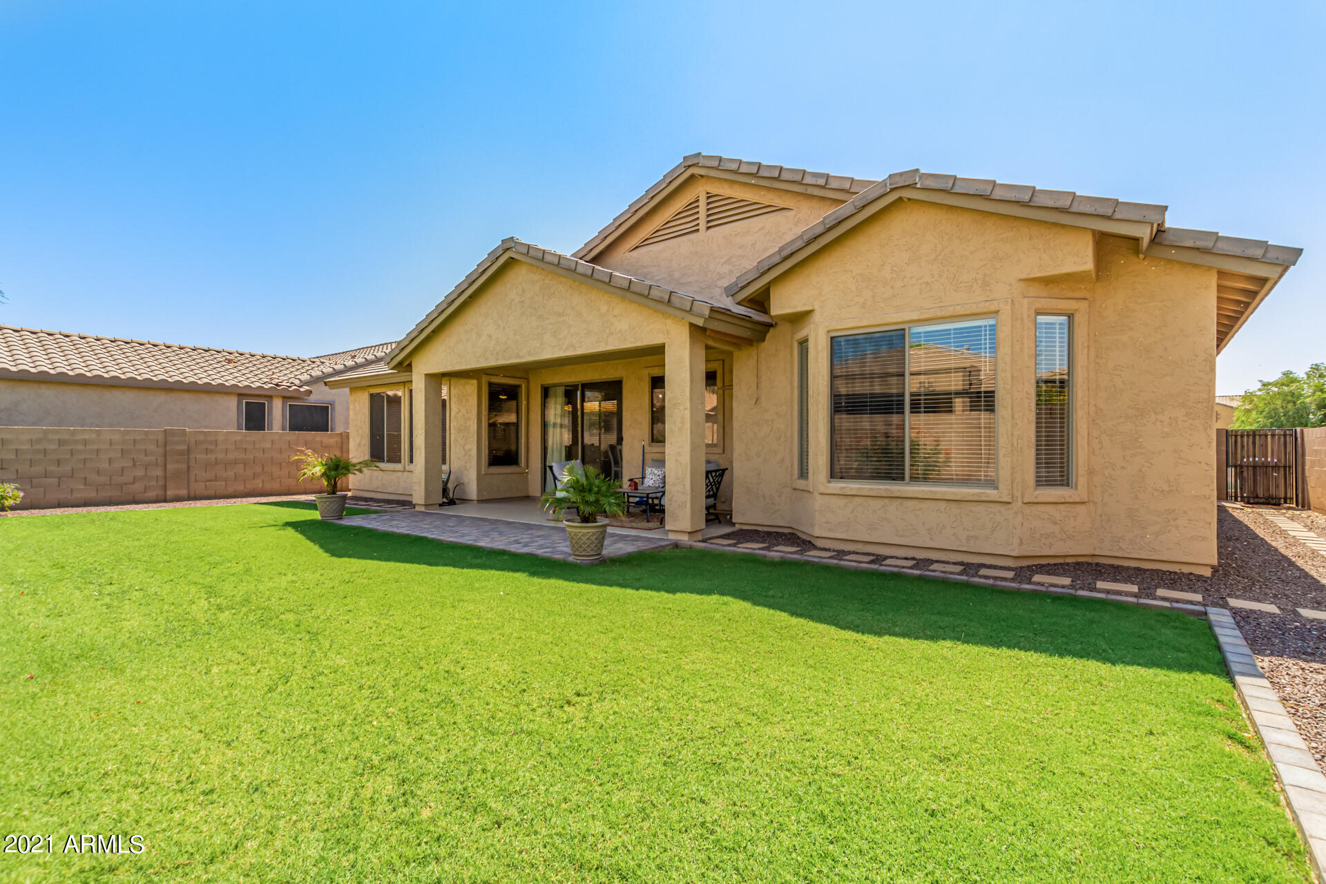 15162 West Redfield Road Surprise, AZ 85379 - Photo 33 of 38 35-Redfield