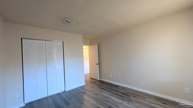 $950 | 6288 Hamilton Bridge Road, Unit 204, Milton, FL 32570