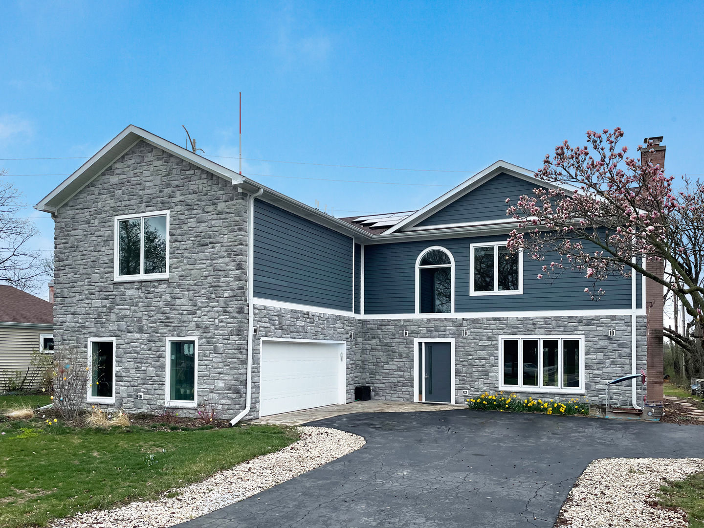 157 Barberry Road Highland Park, IL 60035 - Photo 1 of 1