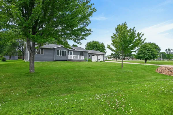 $255,000 | 704 Lincoln Avenue Southwest, Wadena, MN 56482