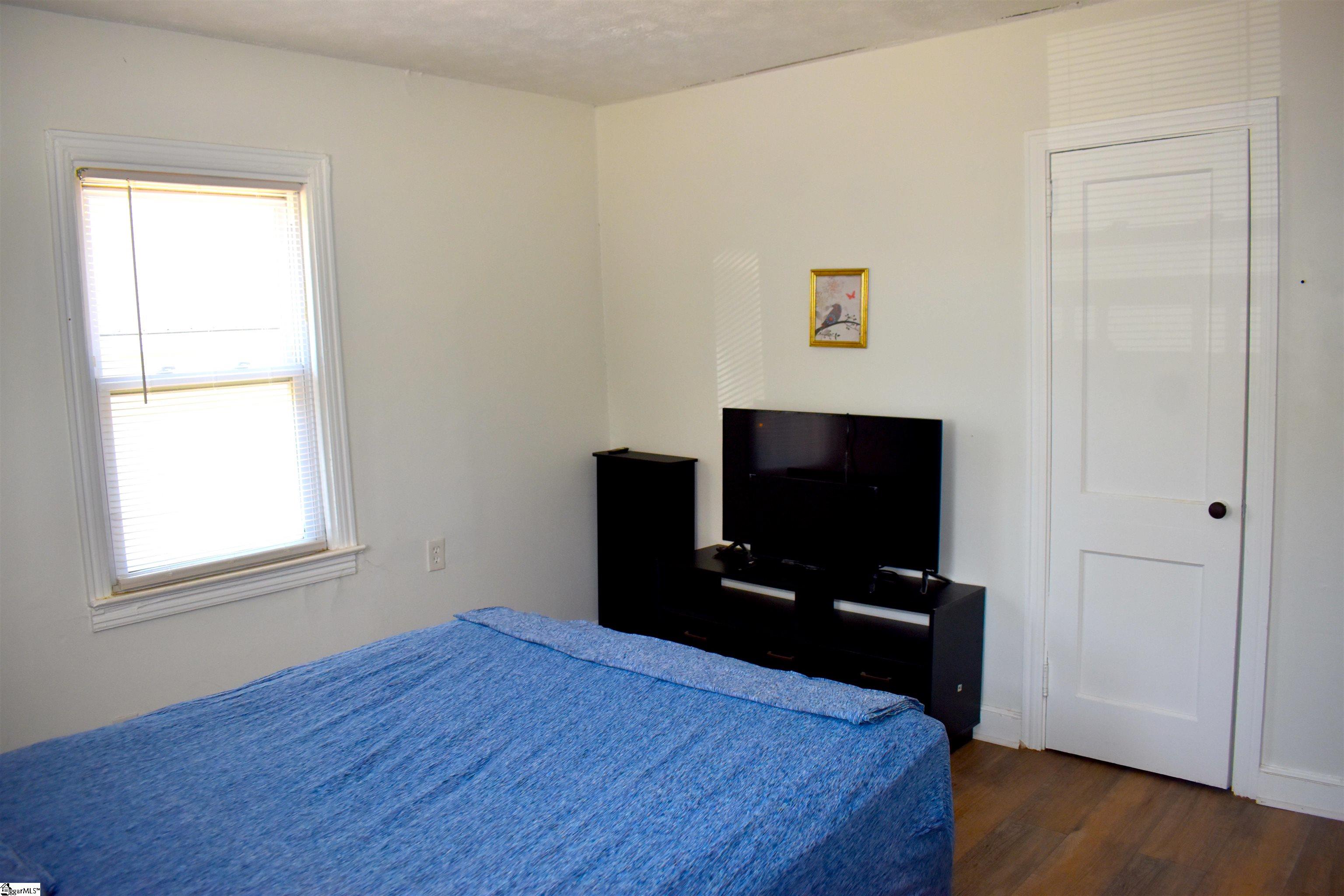 500 West 4th Avenue Easley, SC 29640 - Photo 17 of 25