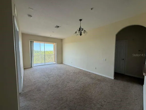 $2,000 | 2484 San Tecla Street, Unit 402, Orlando, FL 32835
