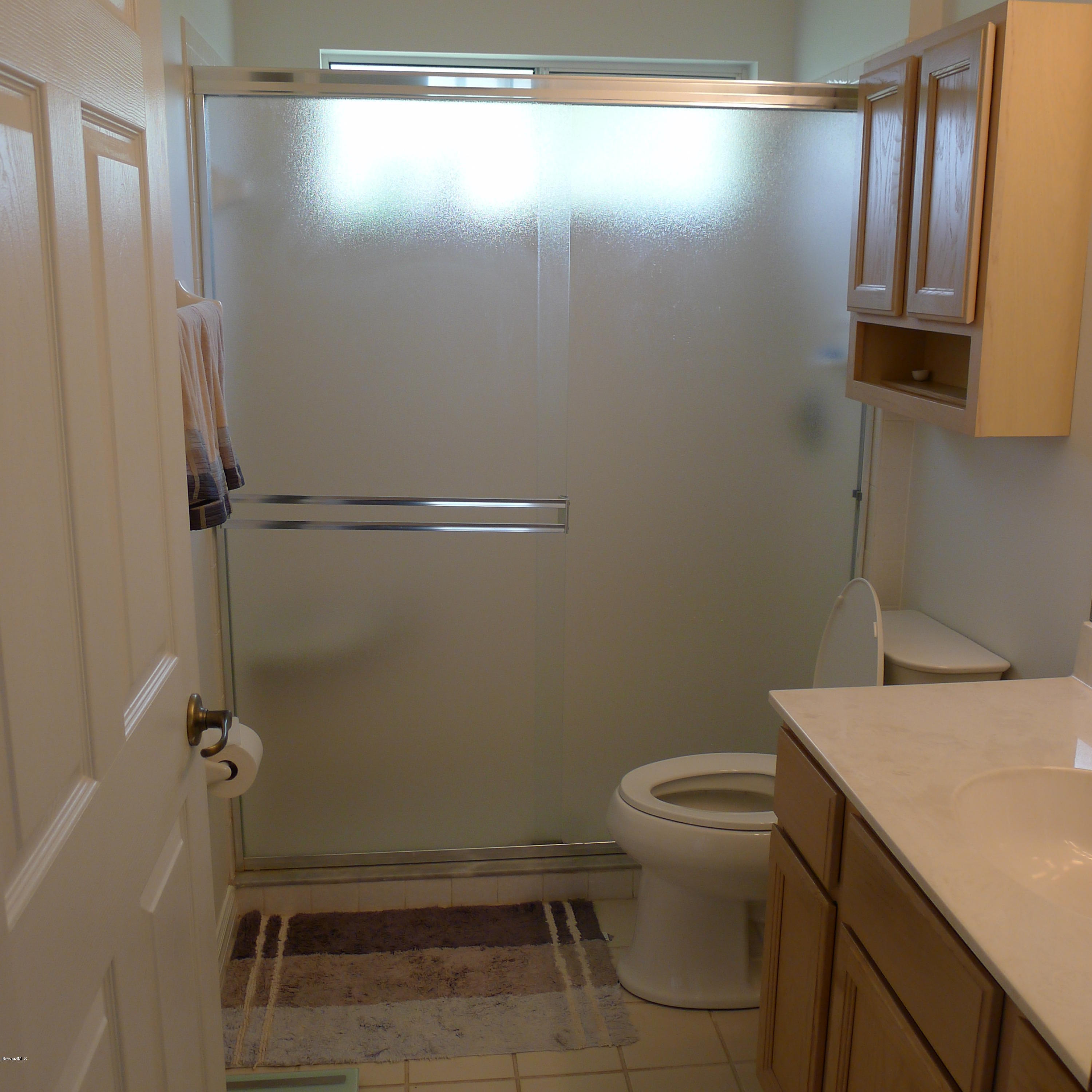 771 Seymour Road Northeast Palm Bay, FL 32905 - Photo 9 of 21 Guest Bath
